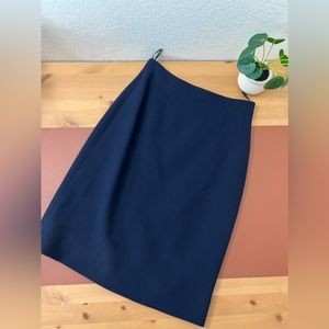 Celine Paris Skirt. 100% Wool. Size 40 EU.